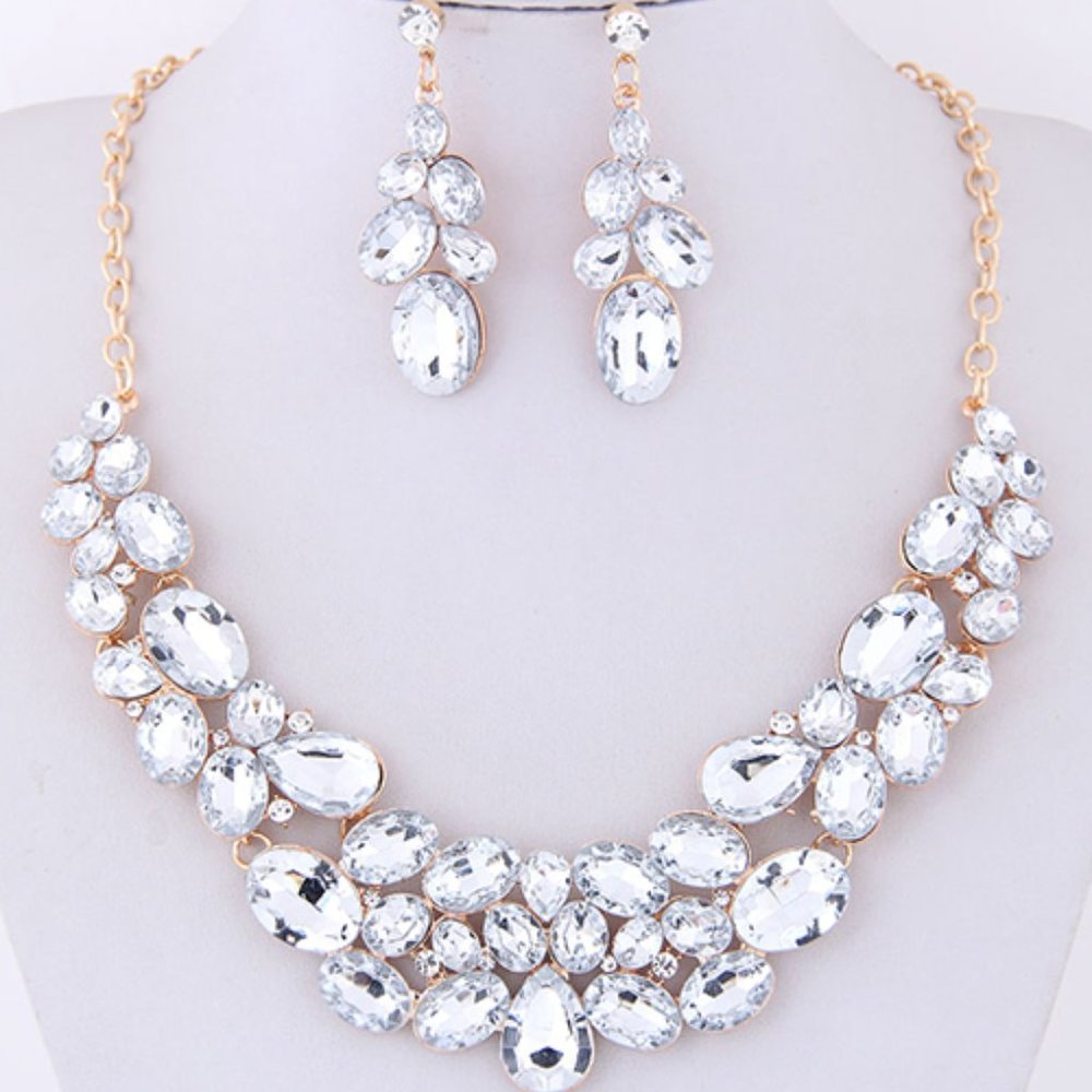 Fashion Full Diamond Decorated Jewelry Set